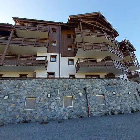 Lumineux Avec Balcon Et Parking, Valmorel Apartment *